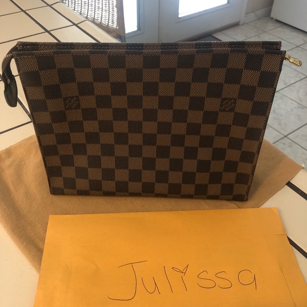 ❌❌SOLD❌❌Toiletry 26 Louis Vuitton